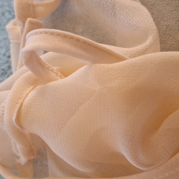 Floral embroidery top bell sleeve top embroidered blouse blush - Picture 7 of 7